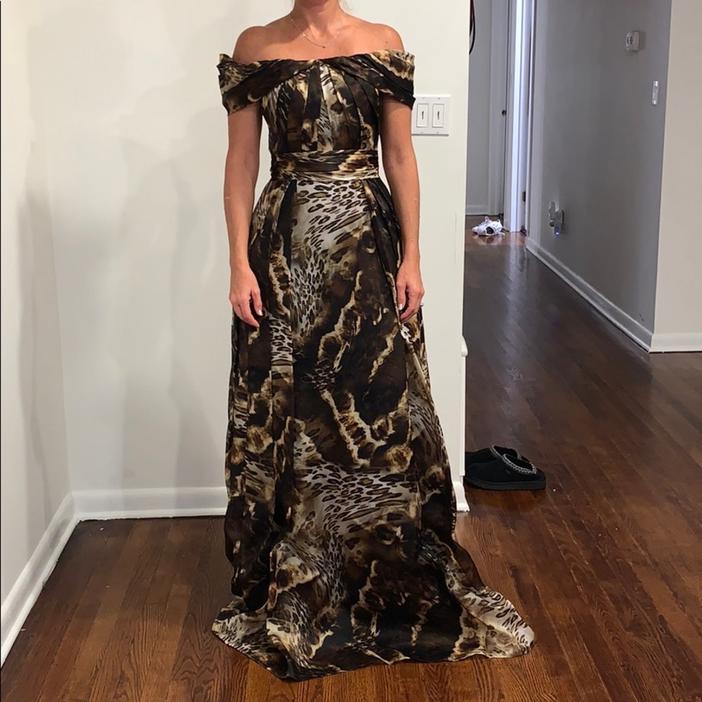 Nadeem khan gown